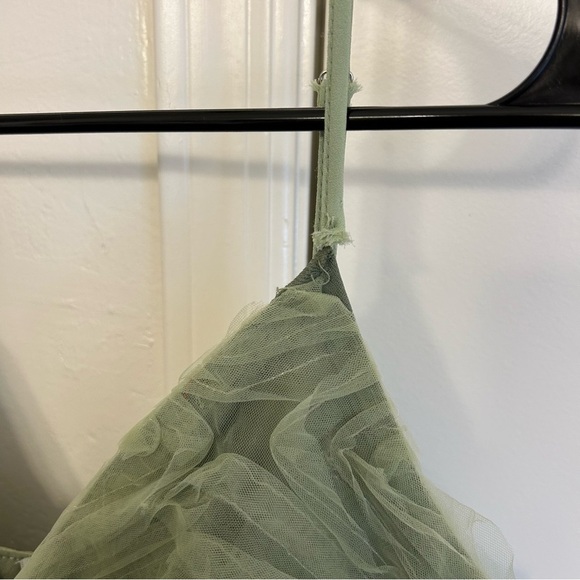NWT Le Lis Liliana Mini Dress Light Green Textured Mesh Sheath Size Large - Picture 5 of 9
